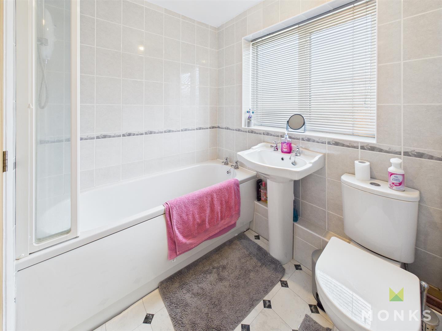 25 Langland Road, Oswestry, SY11 2DN SSTC